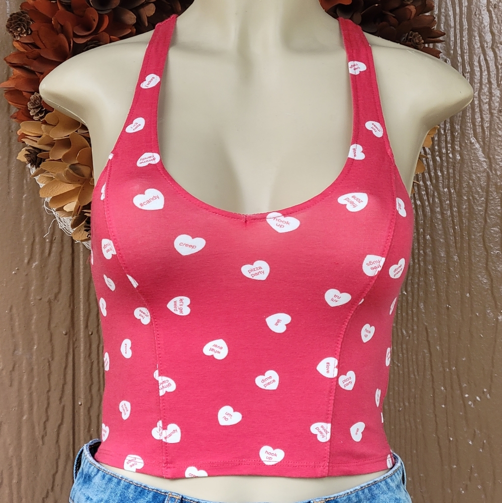 Cute top with ❤️